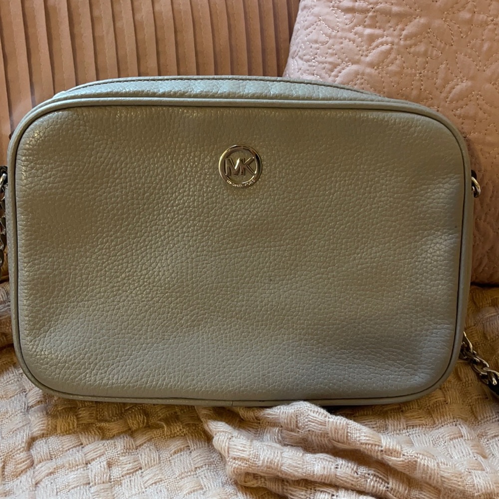 Gray Michael Kors Crossbody Purse